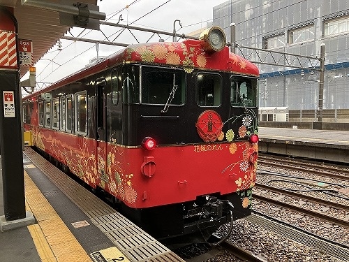 【新品・未使用】JR発足30周年記念　ピンバッジ　ピンバッチ　花嫁のれん　A列車 sddefault.jpg