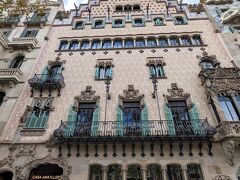 カサ・バトリョ隣のカサ・アマトリェール。外観と1階のみ見学。時間があれば入りたかった…。