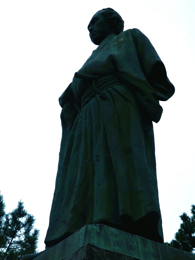 ヴィンテージ  坂本龍馬先生之像 高知 石膏 特大サイズ ファイル:Kochi Katsurahama Sakamoto Ryoma Statue 3.jpg