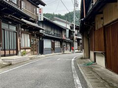 今日のお宿は、江戸時代ではこの辺は金山宿と呼ばれた飛騨街道にある、清水屋旅館です。