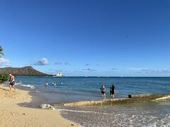 ビーチをお散歩してダイアモンドヘッドが見えると、
「ハワイに来たな～」と実感します
