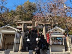 北野天満神社。

福原京が兵庫県にあった頃、平清盛が京都の北野天満宮から

神仏の分霊を迎えて作った神社で、北野の地名の由来になったとか。