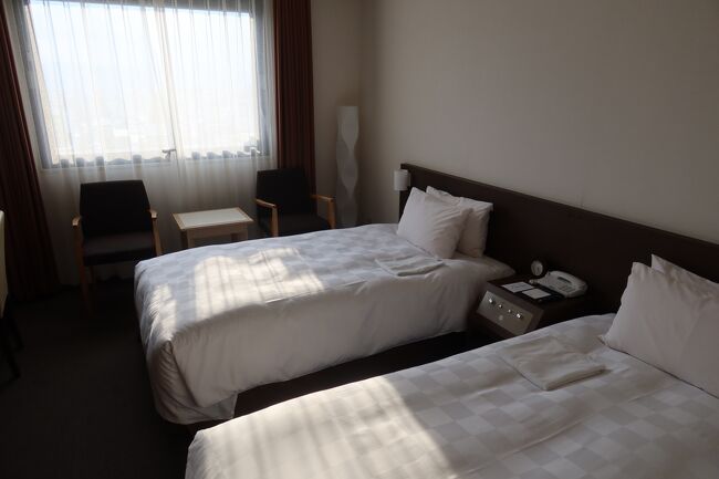 京都ホテルの系列ホテルなので、従業員の対応等は良く、部屋も綺麗なのですが、ちょっと設備は古くなってきています