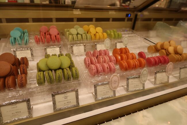 ラデュレと言えば、もちろんマカロンです。限定商品もありました
