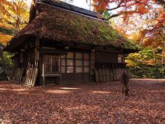 茅葺屋根が何とも趣ある休憩処「水谷茶屋」