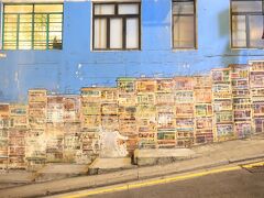 文武廟から歩くこと数分。
グラハムストリート（嘉咸街）の壁画をみて、IFCモールまで徒歩で戻りました。