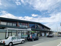 14:40 花巻駅
花巻駅の駅舎。