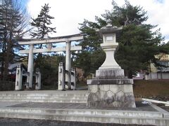 岩木山神社に到着
鳥居前が広い駐車場でした