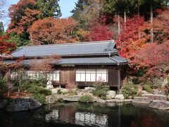 本坊・喜見院前の庭園