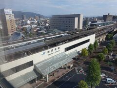 東京駅からの「サンライズ出雲」が到着するあたりで、ホテルを出発します。