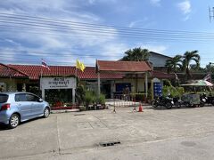 駅前で朝食を食べようと来たが何も無い。