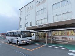 今回はオレンジフェリーで大阪から東予までやってきました。連絡バスで壬生川駅まで行きます。