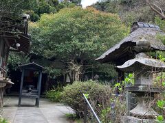 北鎌倉です。

閻魔大王、十王をおまつりするお寺。円応寺。目を合わせるのが辛かったー。（笑）