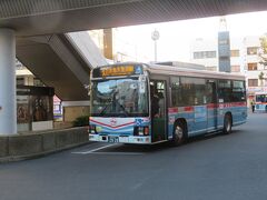 久里浜港から京浜急行バスに乗って京急久里浜駅へ。