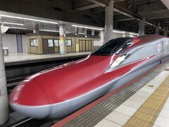 今回は上野駅から出発！JRとの乗り換えの動線がイマイチな上野駅。荷物あるとイヤですね。