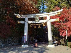 11:45　宝登山神社

宝登山神社へ行きました。
ここも紅葉がきれい！