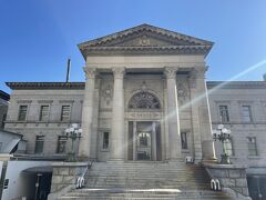 府立中之島図書館