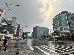 MRT西門駅から板南線へ乗ってひと駅