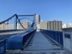 清洲橋。
関東大震災の復興事業として架けられた橋です。