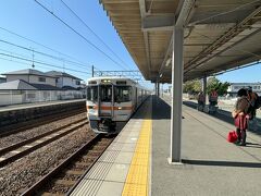 ★11：30
浜松行の普通電車に乗車。