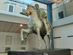 コンセルヴァトーリ博物館
マルクス・アウレリウス騎馬像のオリジナルです。
ミケランジェロ広場にあるのは、レプリカですね。