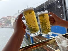 「GravyBaby Melaka at Jonker Street」
すぐ止むよ～と言いながらタイガービールを飲み雨宿りするも、なかなか止まないのでランチタイム。
