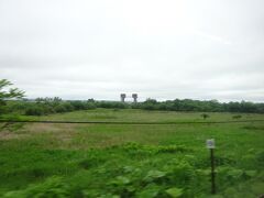 車窓に見えてきたのは岩保木水門。