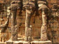 11:11 らい王のテラス