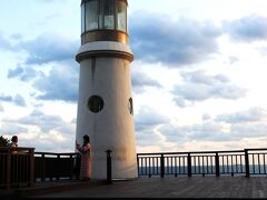 冬柏島の灯台
　ここから近い海雲台ビーチへ歩きます。