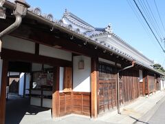 讃州井筒屋敷
酒・醤油業の佐野屋（旧井筒屋）をリニューアルして観光施設となっています