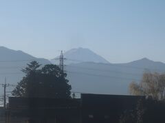 山梨市駅からは富士山も見える
