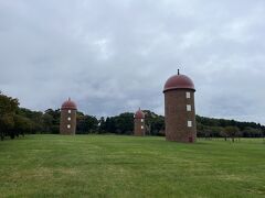 ホテルをチェックアウトし、レンタカーを少し走らせて明治公園へ。