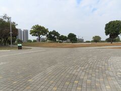 鳳山県旧城遺跡歴史公園、西門砲台跡はここにあります。
西門城址公園とも言うようです。