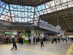 中央線に乗って国分寺駅に来ました。