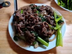 Pho Xao Bo 75,000d

牛肉入りフォー炒め
ここのフォーサオ大好きなんです
ぜひお召し上がり頂きたい！