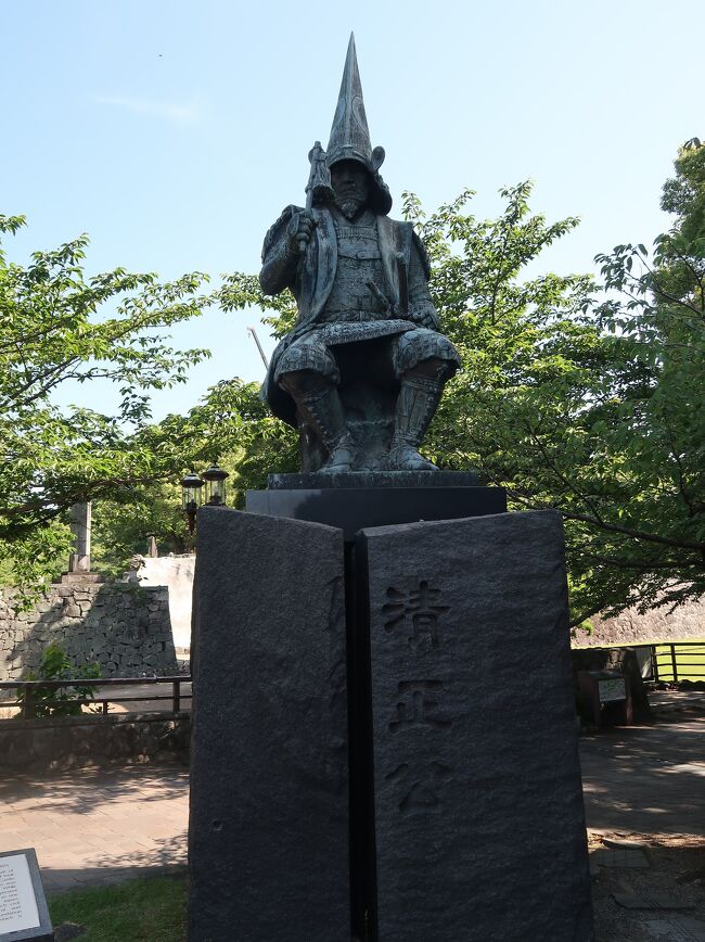 熊本-7 加藤清正公像あたり 熊本城の入り口 ☆桜の馬場-城彩園