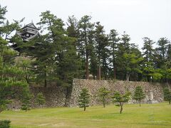 【松江城】国宝の天守です。