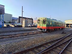 車両基地が見えて来たら真岡。