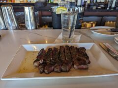 [5]2023.12.11 The Signature Prime Steak & Seafood
アラモアナホテル36階の高級レストラン。
