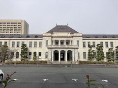 こちらには大正５年に建築された旧県庁が残されて、県政資料館として公開されています。
