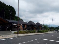 チェックアウトして熊本に向けて出発。
すぐ立ち寄った道の駅で早くも雨…
