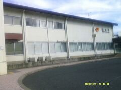 熱田駅にとうちゃこ。
駅付近はここ近年も何度も通過しているけど、駅利用となると、何年ぶりだろう？？？