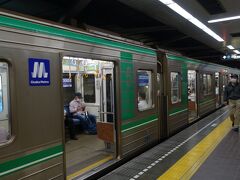 　今回の福岡への帰省はフェリーで。地下鉄中央線のコスモスクエア駅で下車して、