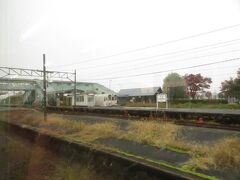2023.11.05　福島ゆき普通列車車内
赤湯で山形鉄道と出会う。