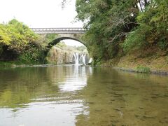 金山橋と板井手の滝