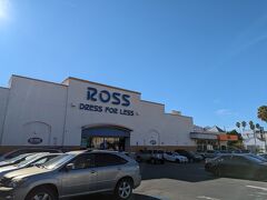 Sunset/LaBreaの「Ross Dress」
ここはお宿から徒歩圏内なのでほぼ毎回来店します。