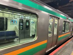 　上野駅で上野駅発小田原行きに乗り換えます。

　上野駅18:10　→　品川駅18:26（1625E）