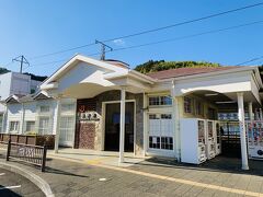 13:00 用宗駅
ここ数年で観光客向けの開発が急速で進んでいるという用宗。
静岡でも気になっていたエリアだったのでこの機会に散策してみます。