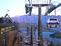 スカイラインというゴンドラに乗る。
ゴンドラは44NZドル。高～。