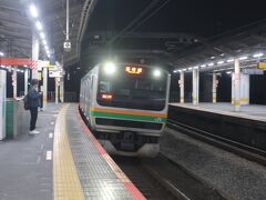 高崎線の一番電車

05時32分発の高崎行で出発します
